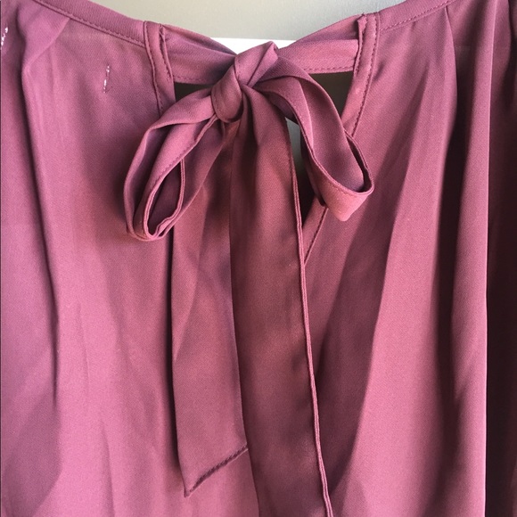 Lauren Conrad BNWT Burgundy Tie Back Lace Blouse S - Picture 3 of 10